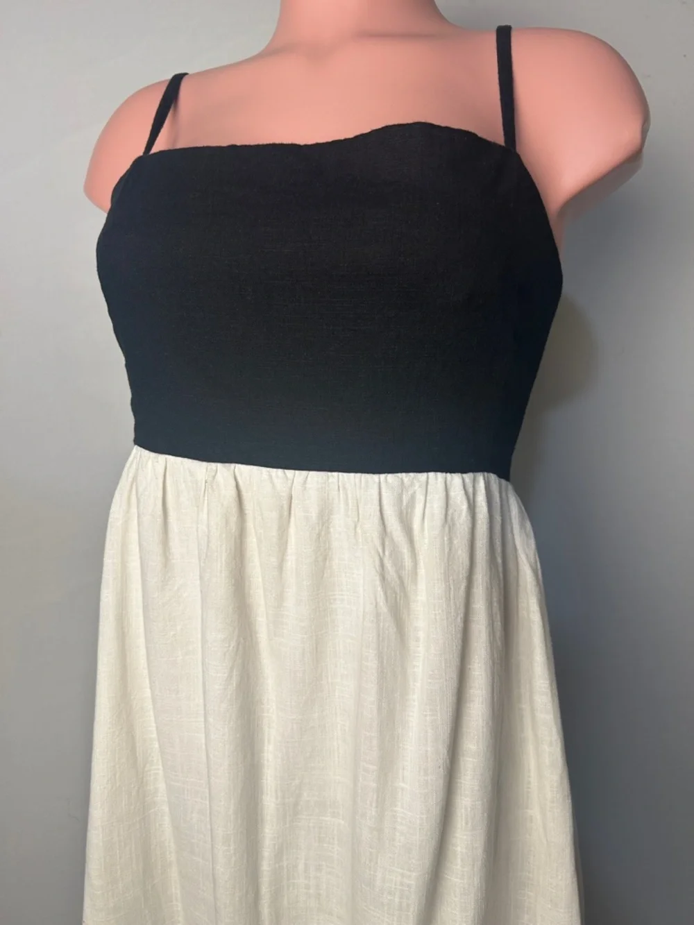 1.State Women's Empire-Waist Mini Dress, White/Black, Size-L - Picture 2 of 7